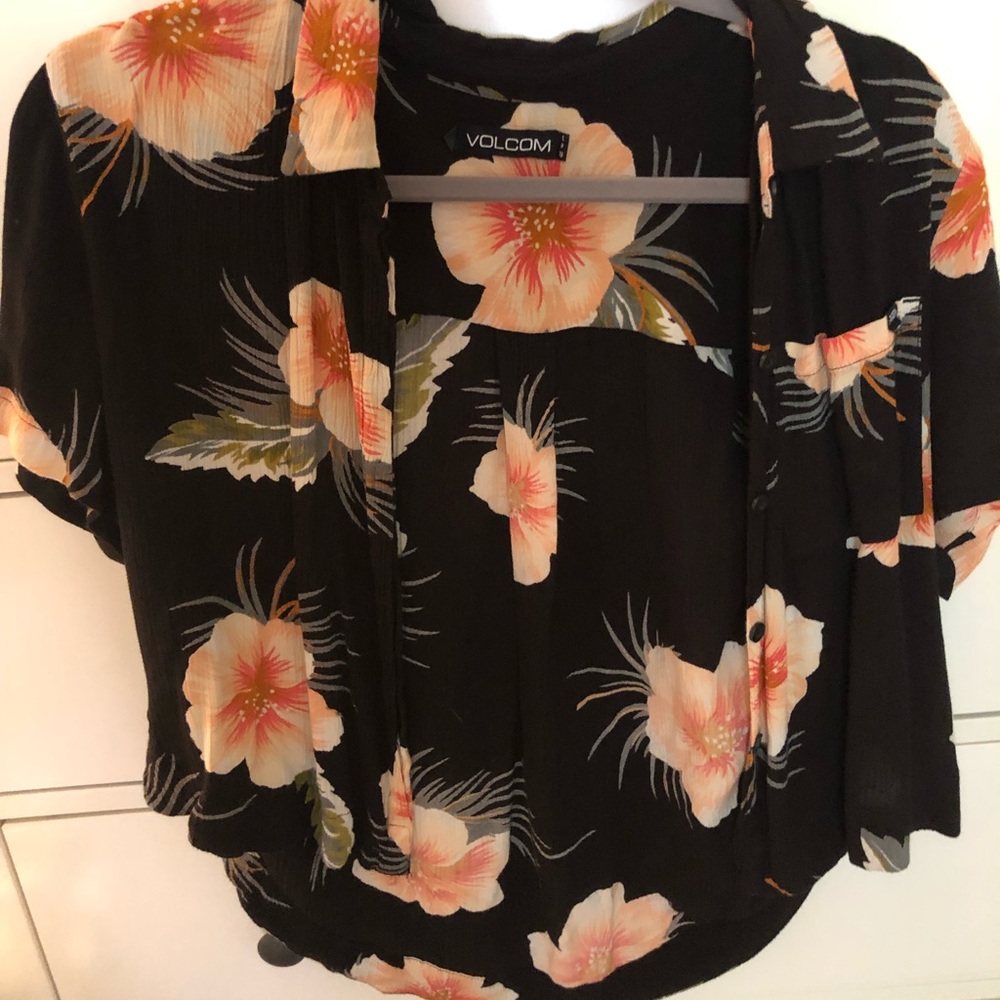 Volcom Hawaiian Button Shirt